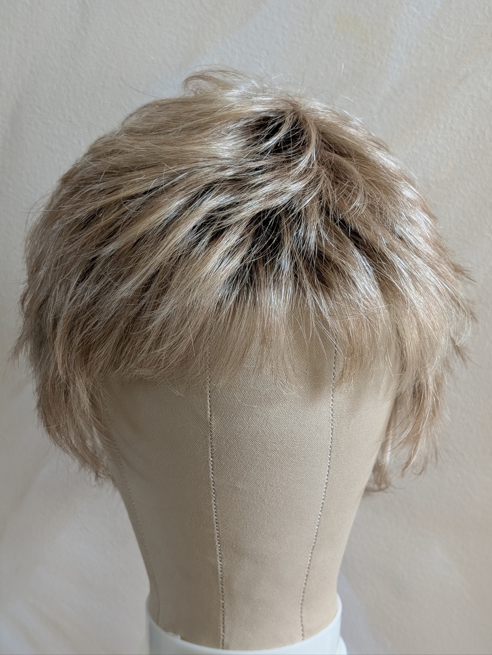 Raquel Welch Signature Short Shag Wig Blonde Rooted Layered Bob